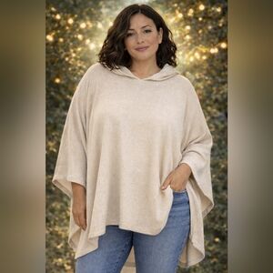Lane Bryant LIVI Cream Oversized Hooded Poncho Sweater Size 18/20